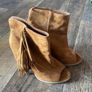 COPY - Women’s size 7.5 DV by Dolce Vita booties